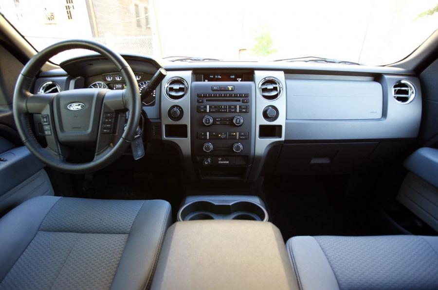  Ford F-150 4x4 SuperCrew 2011 года  (фото 20 из 37)